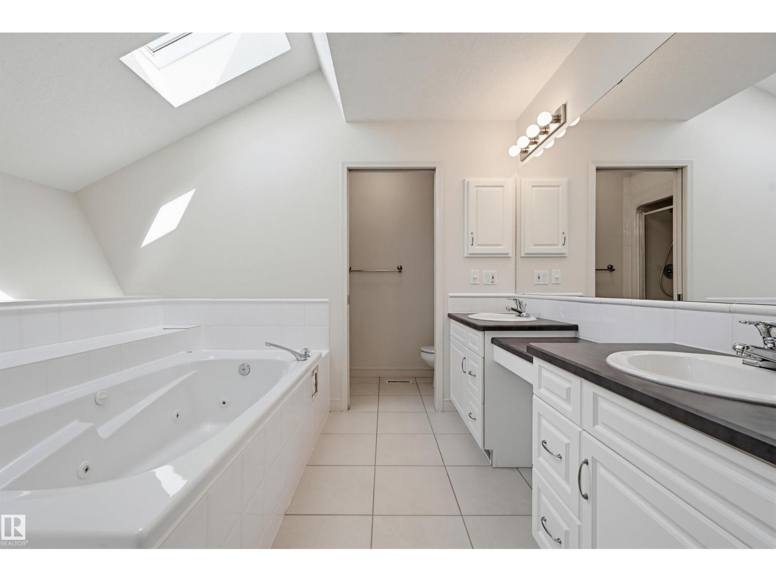 652 HENDERSON ST NW - 33