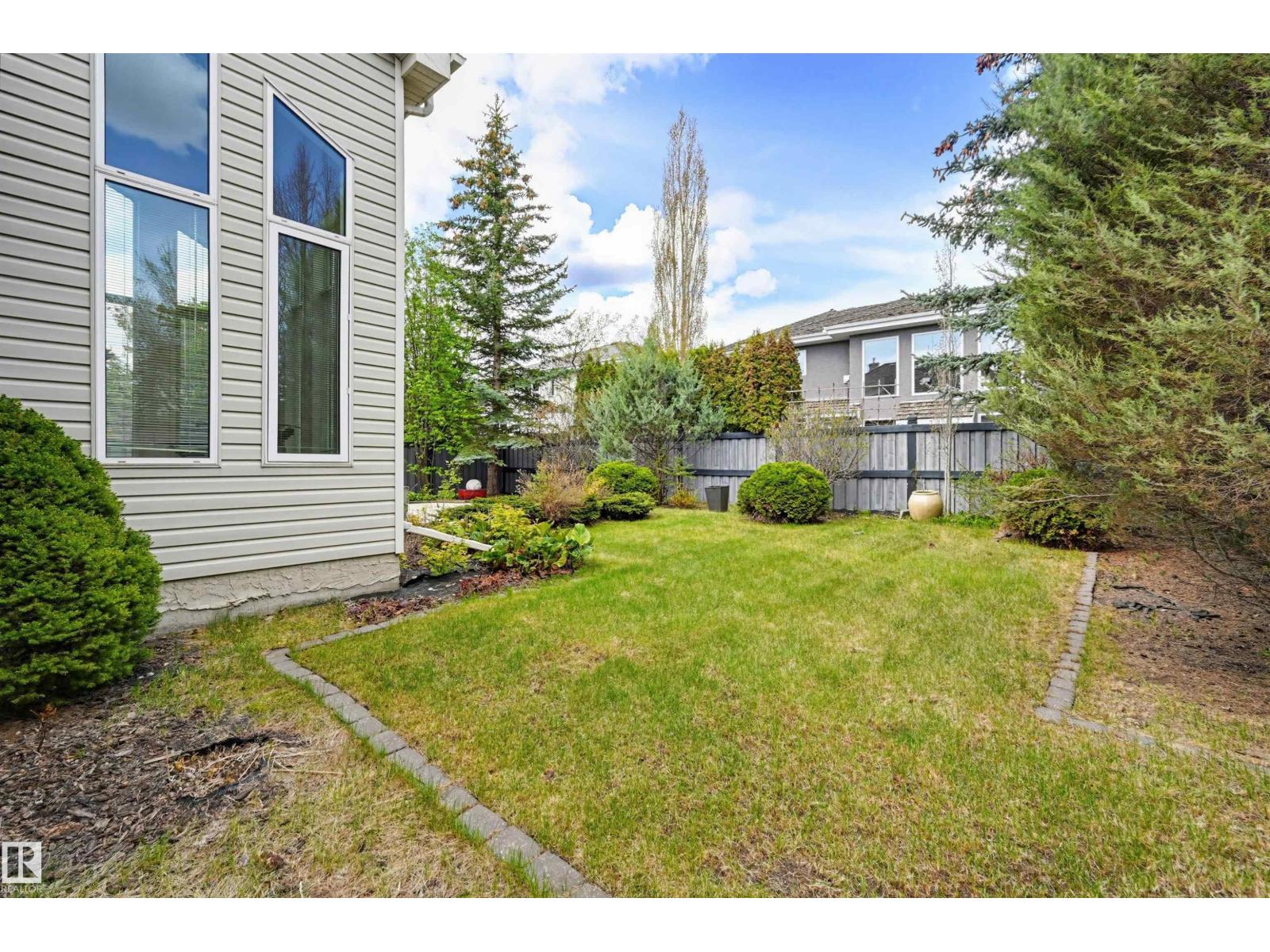 652 HENDERSON ST NW - 47