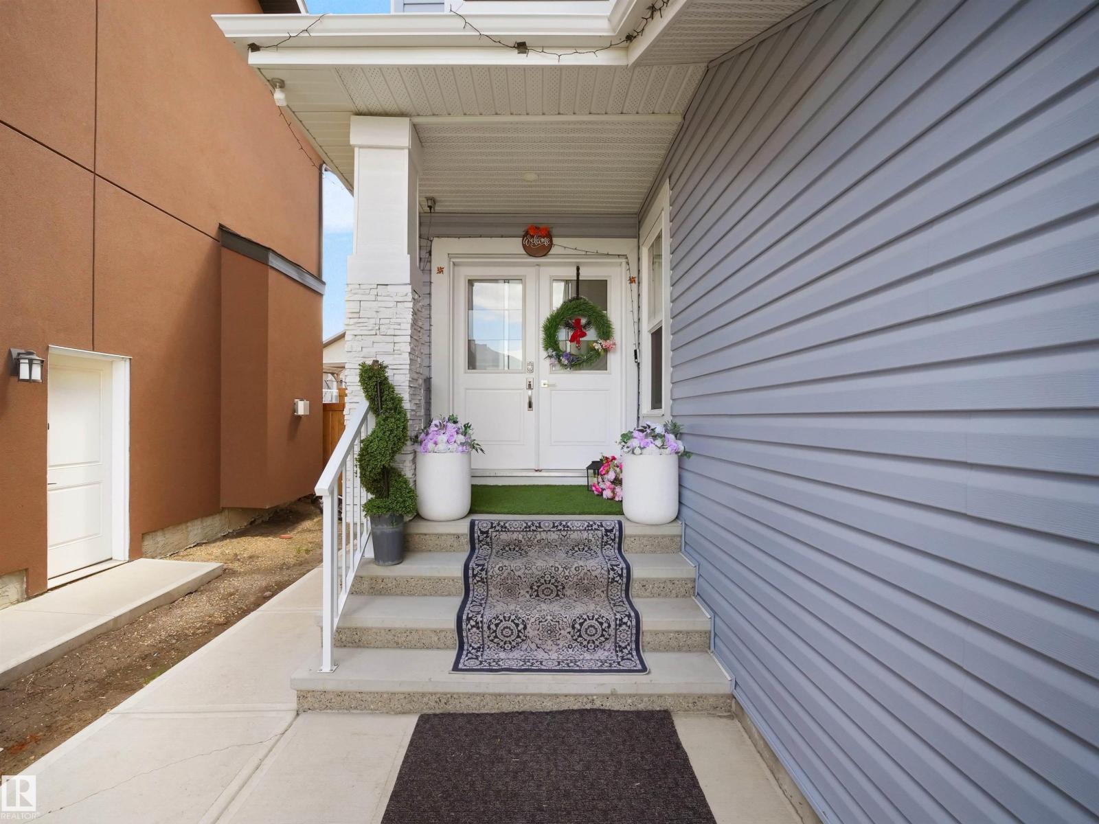 1427 150 AV NW - Image 3
