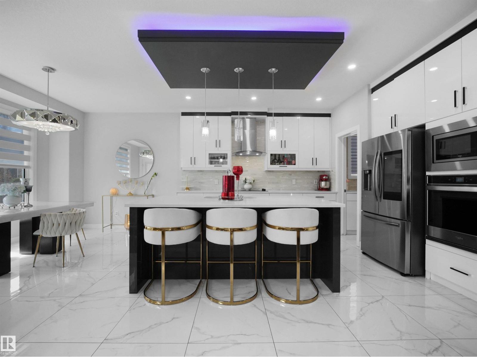 1427 150 AV NW - 16