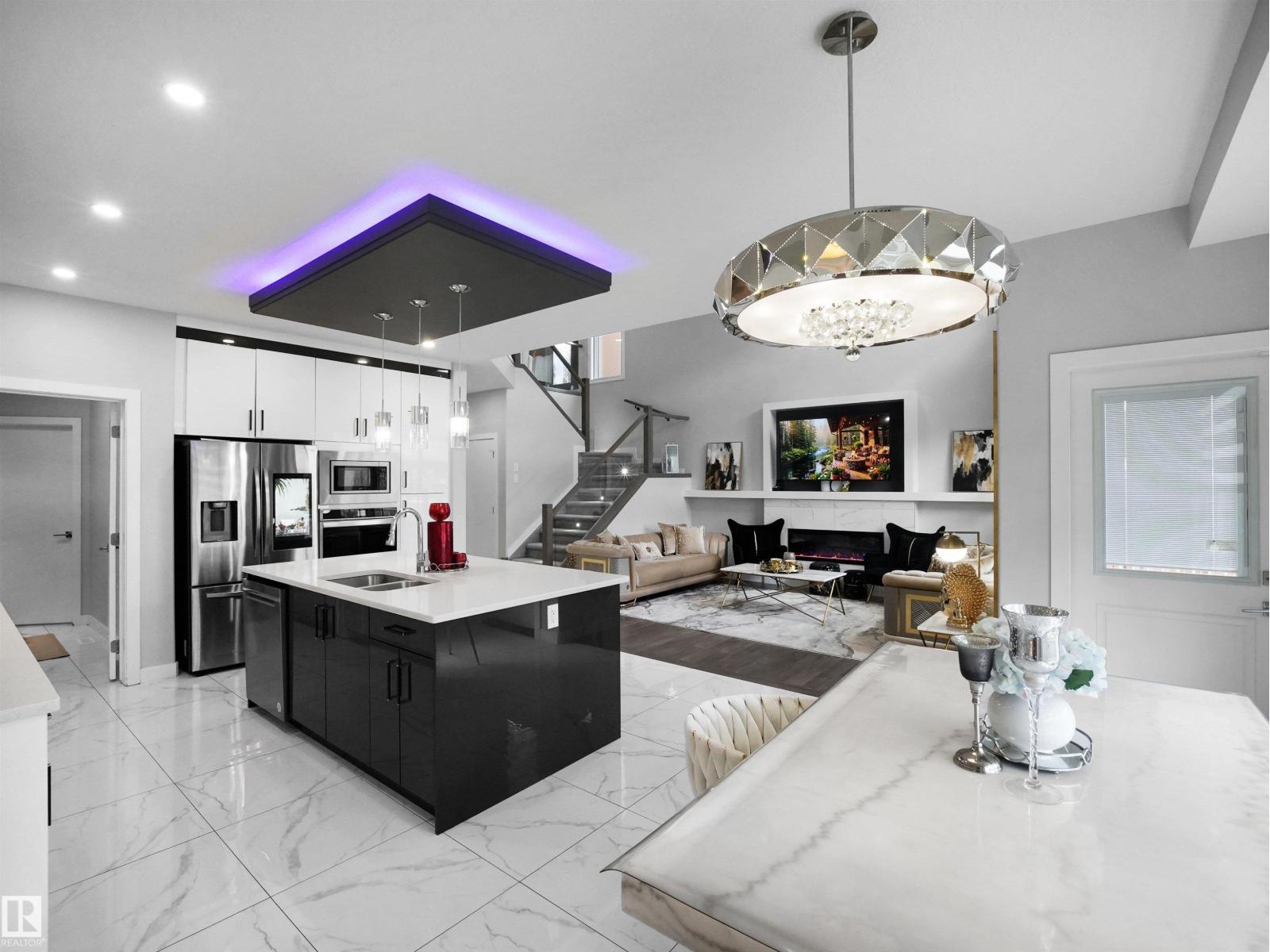 1427 150 AV NW - 23