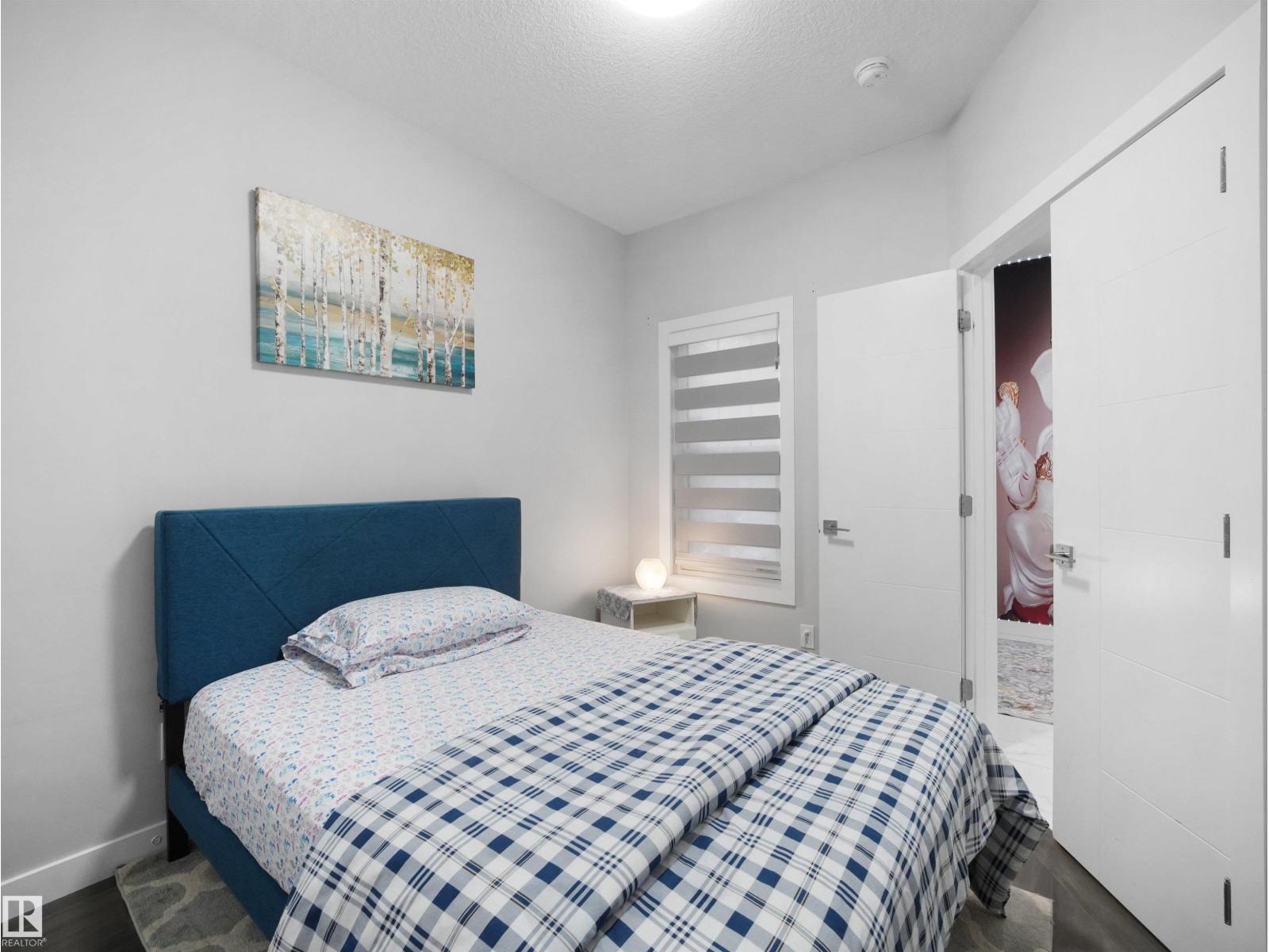 1427 150 AV NW - 8