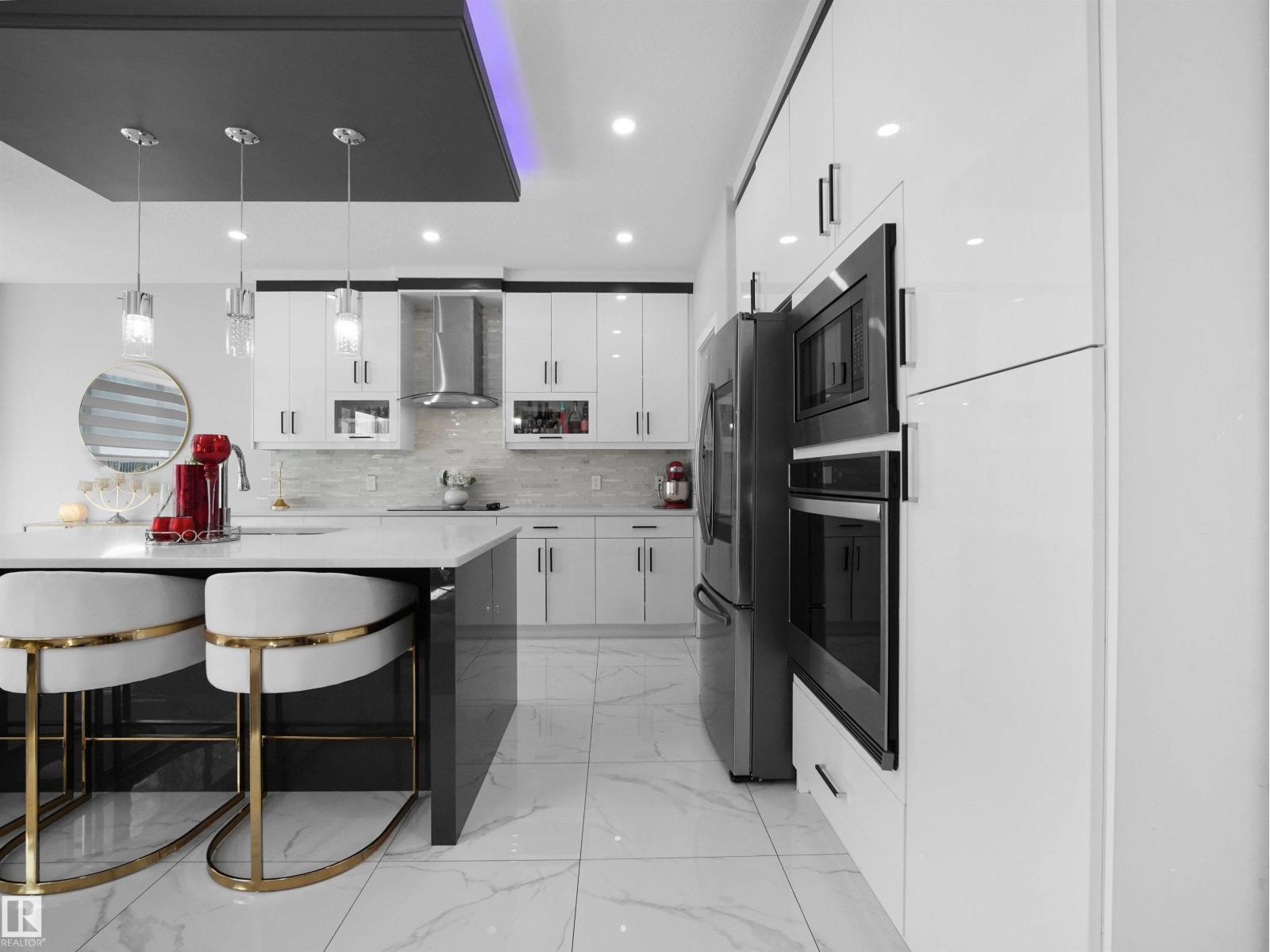 1427 150 AV NW - 15