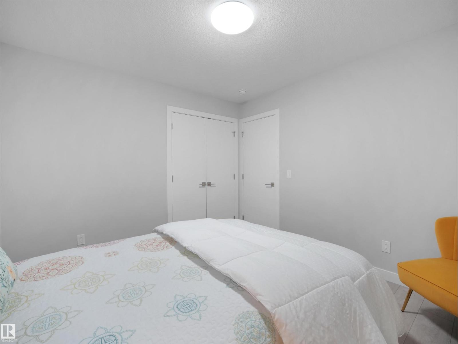 1427 150 AV NW - 38