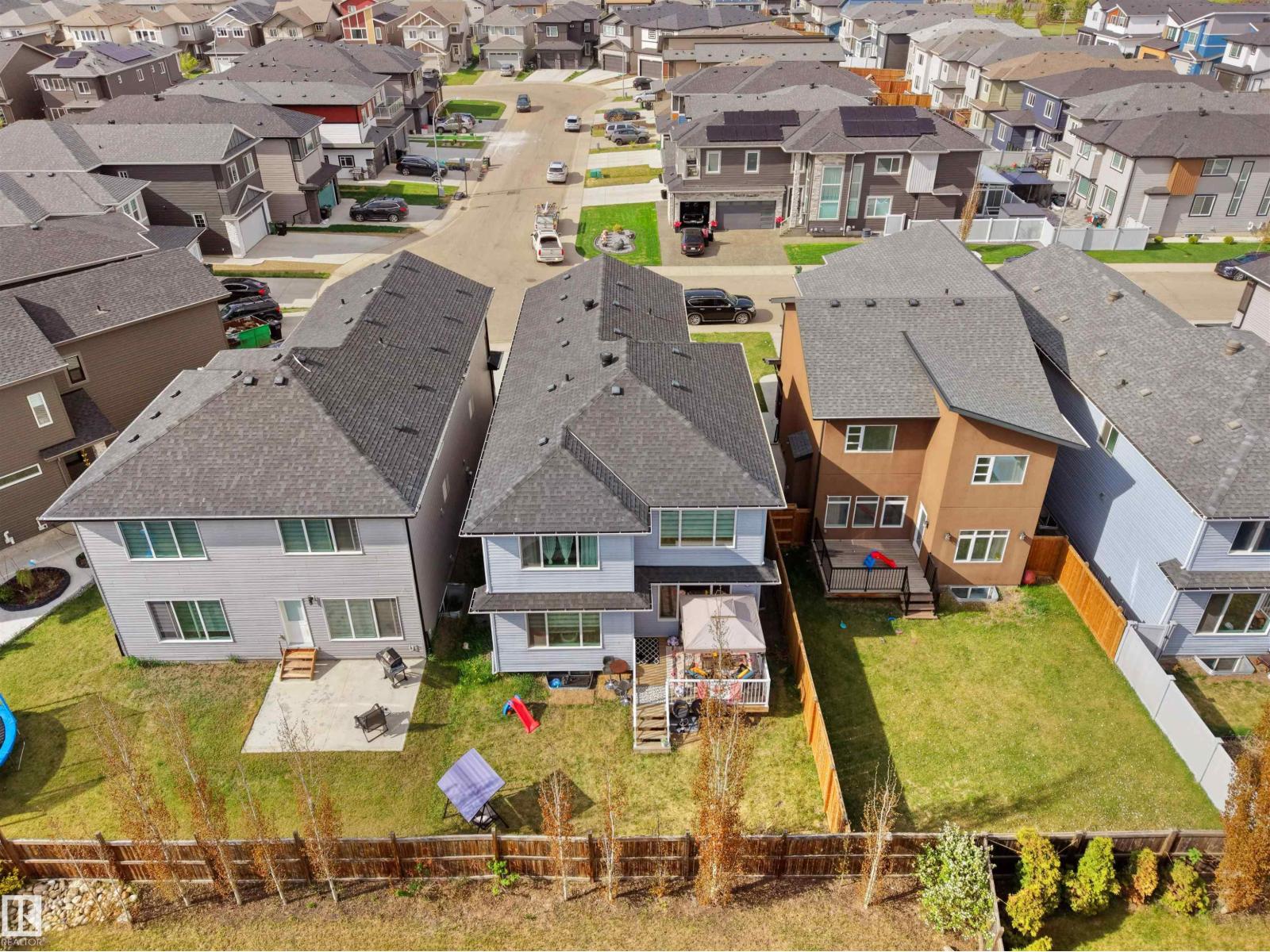 1427 150 AV NW - 58