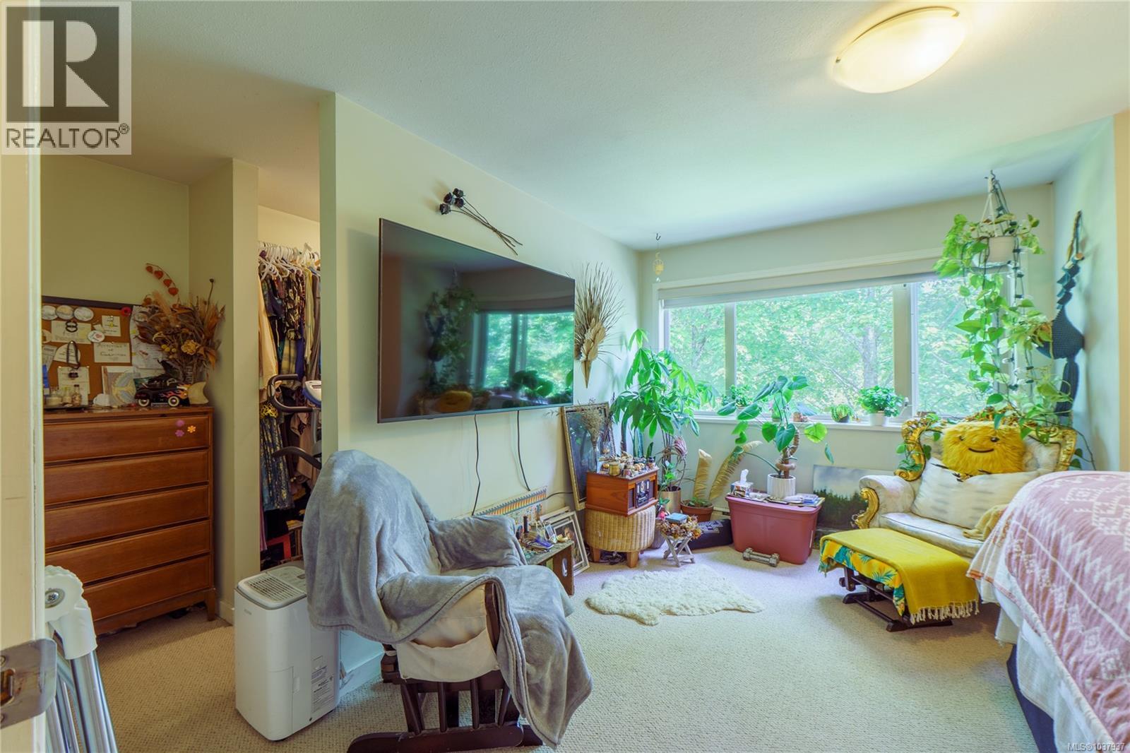 3 295 Arnet Rd, Tofino
