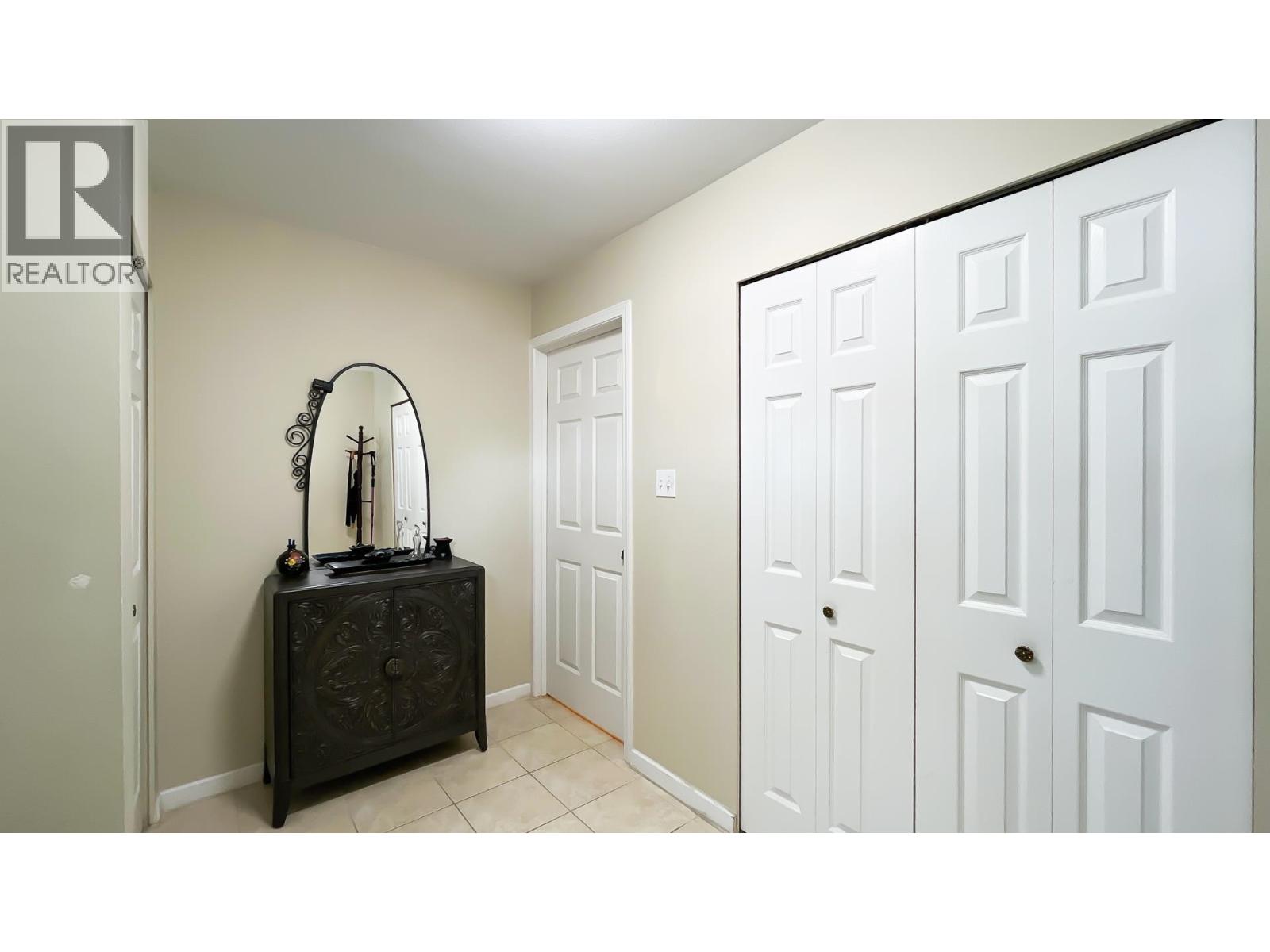 5 Bed, 3 Bath House for Sale in Richmond – 5240 OLIVER DRIVE, Richmond - Image 23