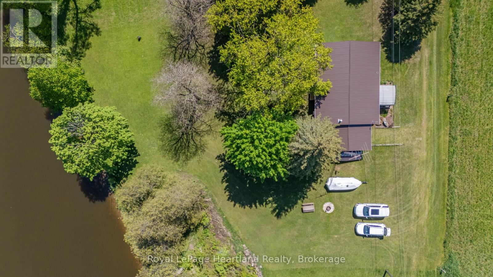 48 POECHMAN LANE - 3