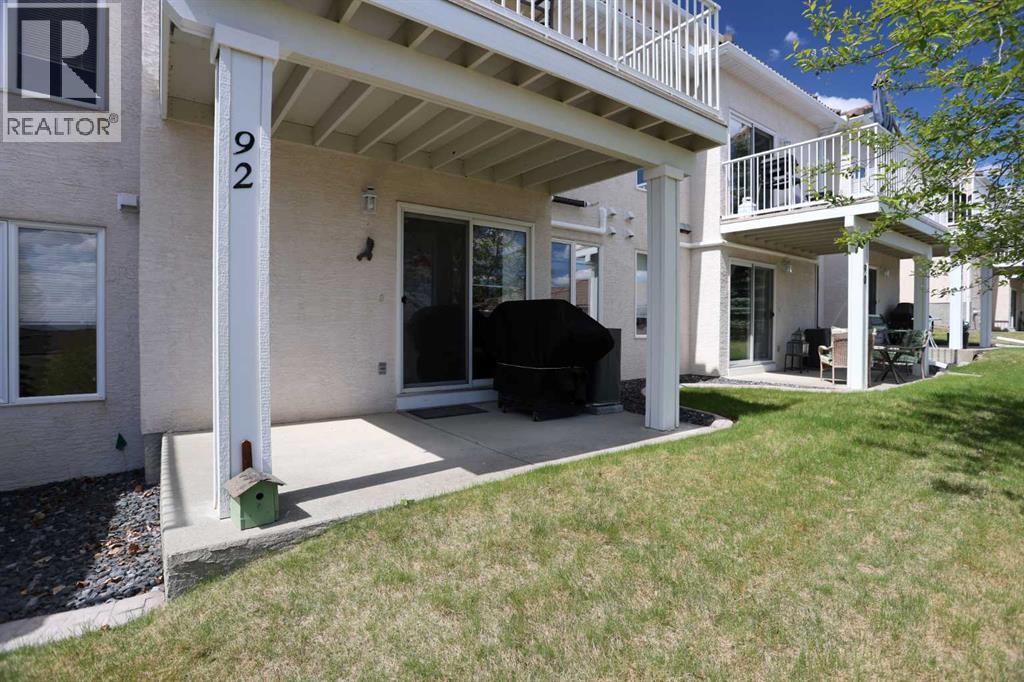 92 Hamptons Link NW - 39