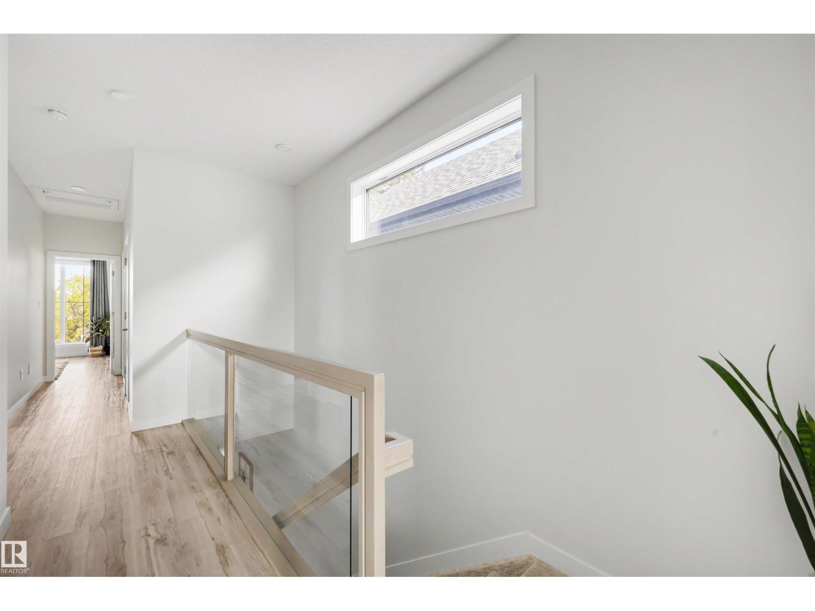 10948 118 ST NW — photo 43