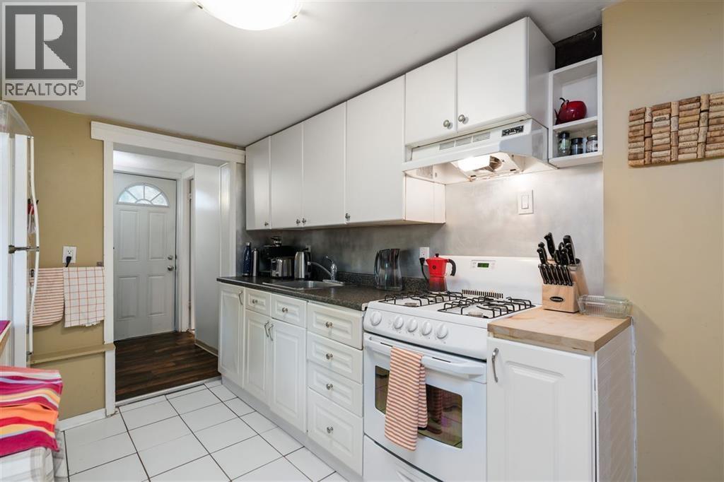1000 E 11TH AVENUE, Vancouver
