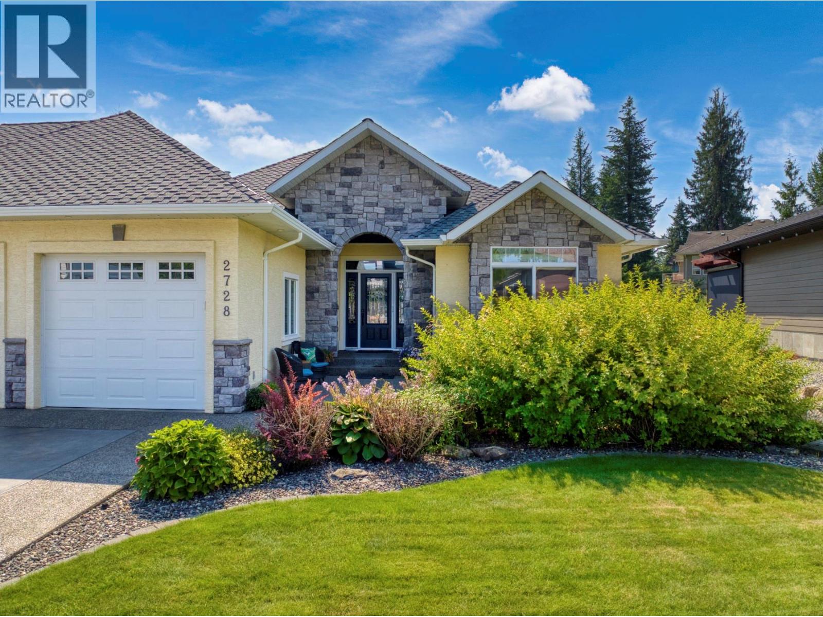 2728 Valleyview Drive, Blind Bay