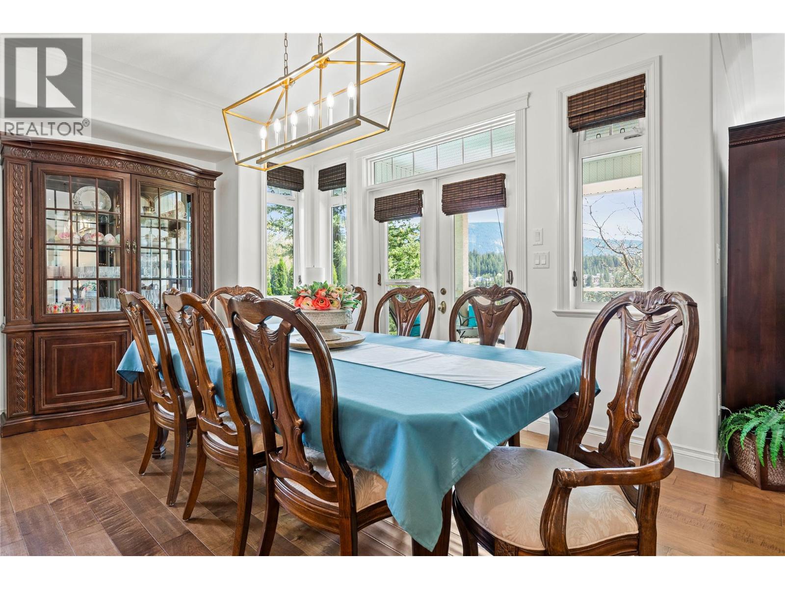 2728 Valleyview Drive, Blind Bay