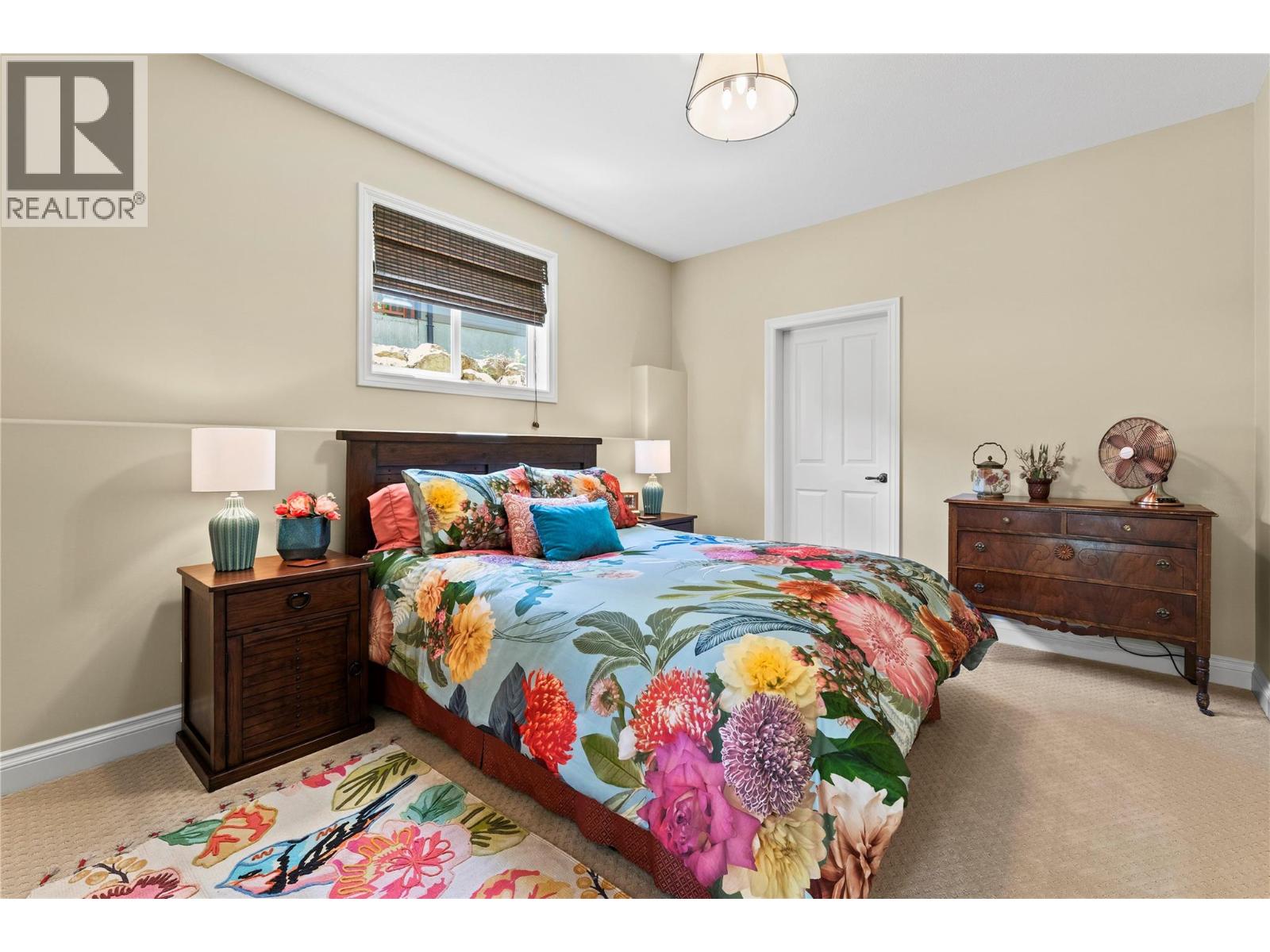 2728 Valleyview Drive, Blind Bay