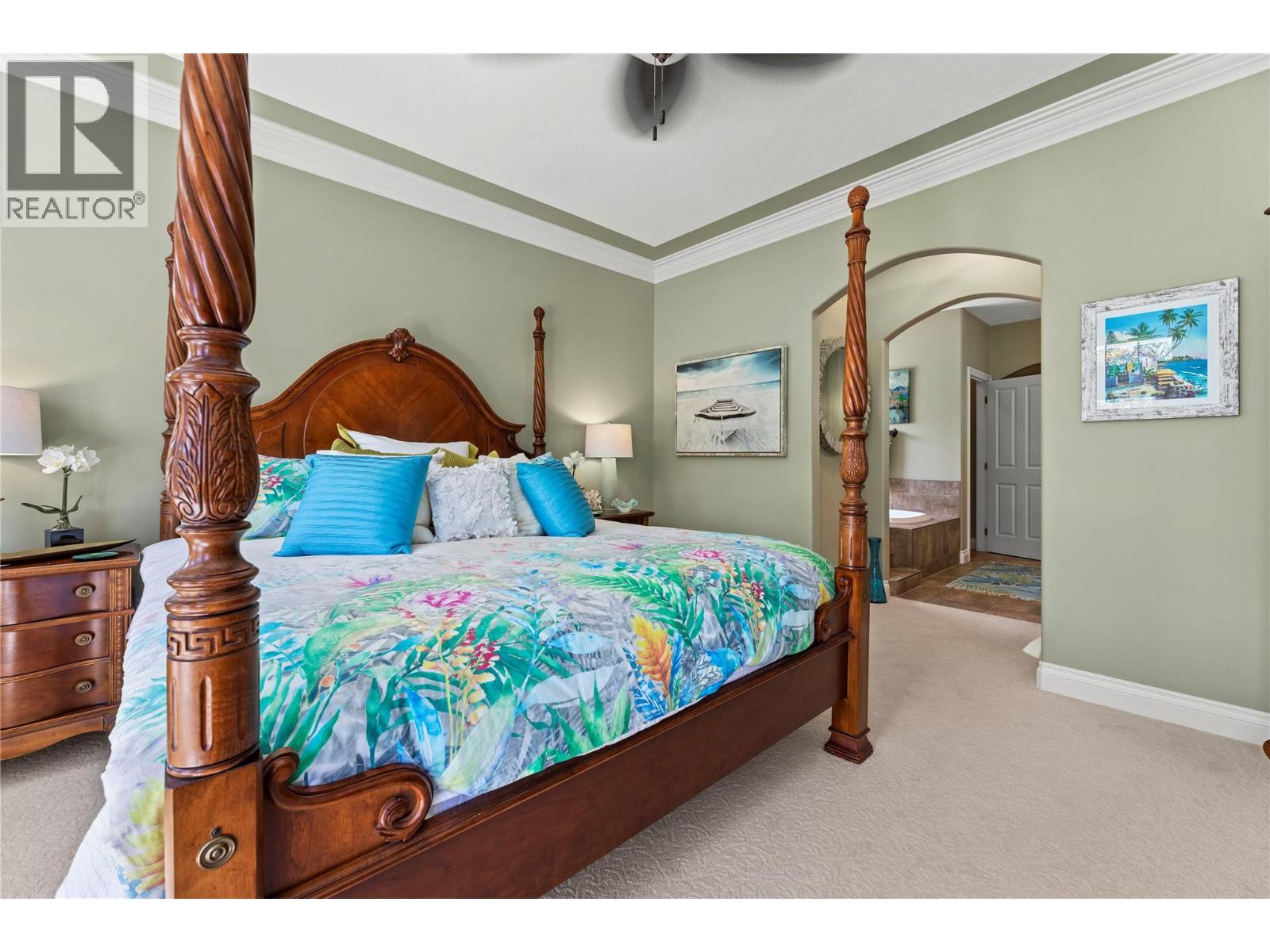 2728 Valleyview Drive, Blind Bay