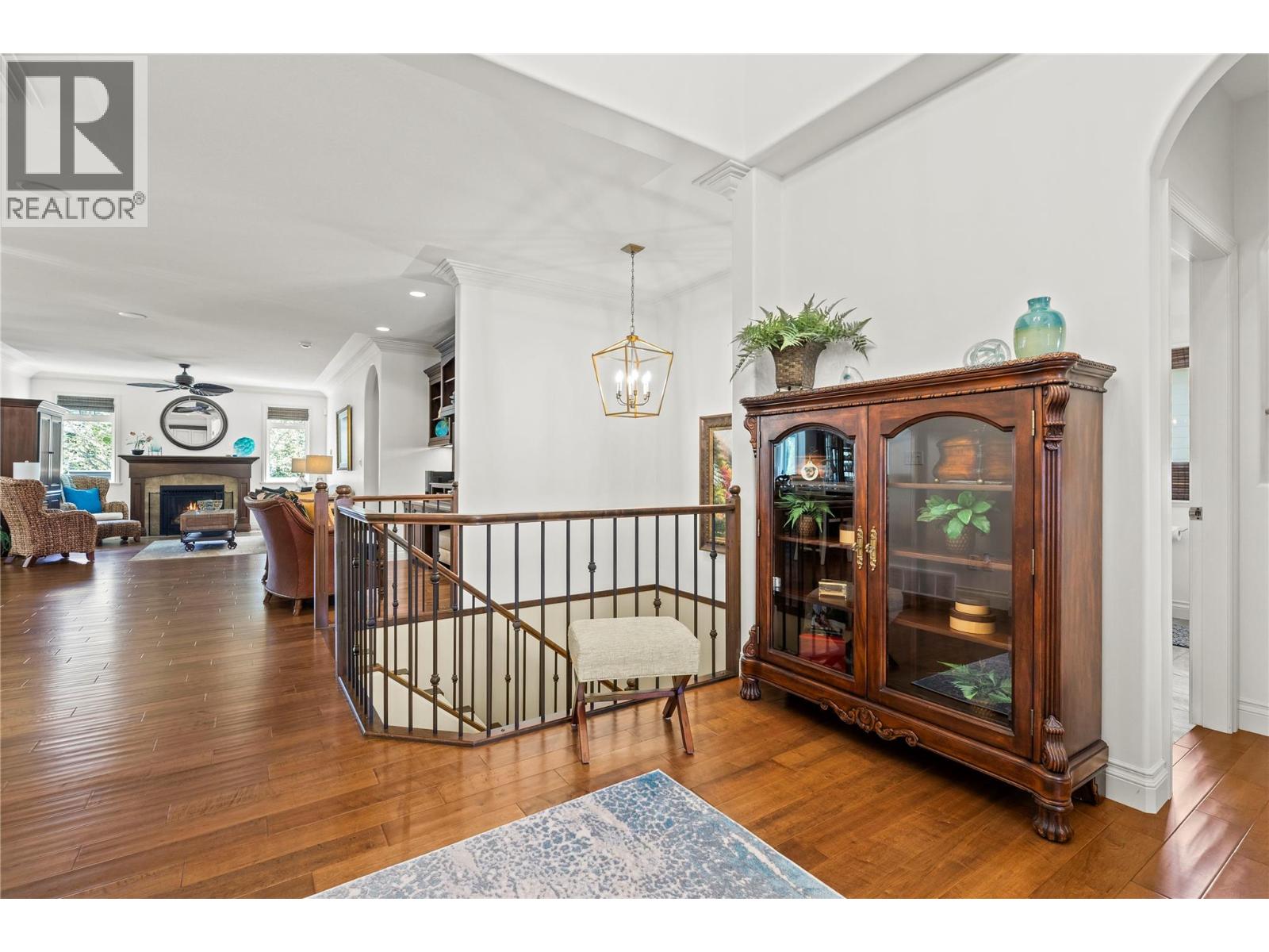 2728 Valleyview Drive, Blind Bay
