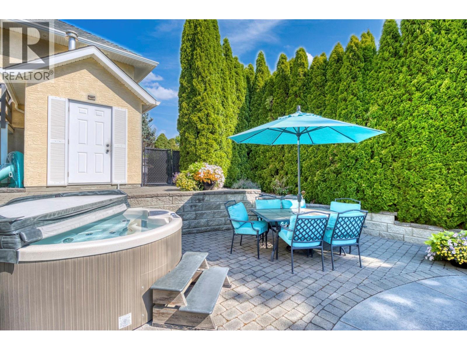 2728 Valleyview Drive, Blind Bay