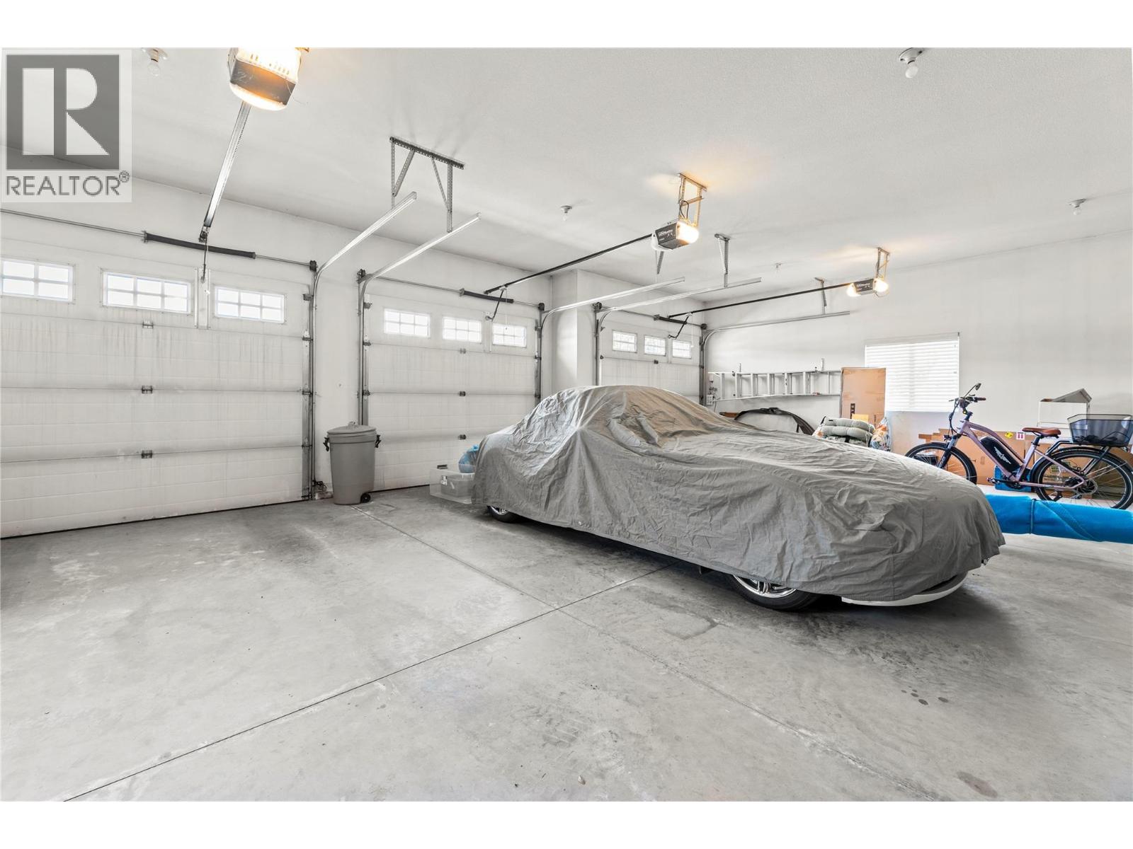 2728 Valleyview Drive, Blind Bay