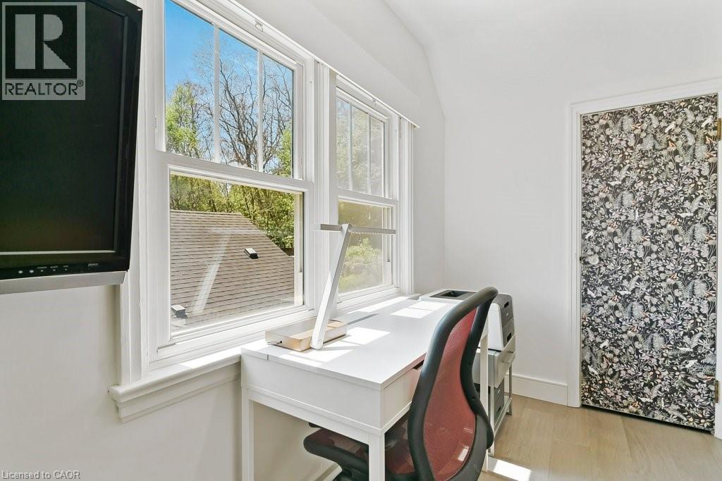 20 RAMORE Street - 31