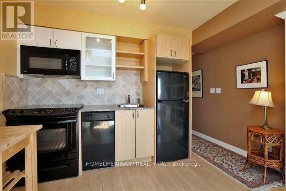 #2509 600 FLEET STREET - Image 3