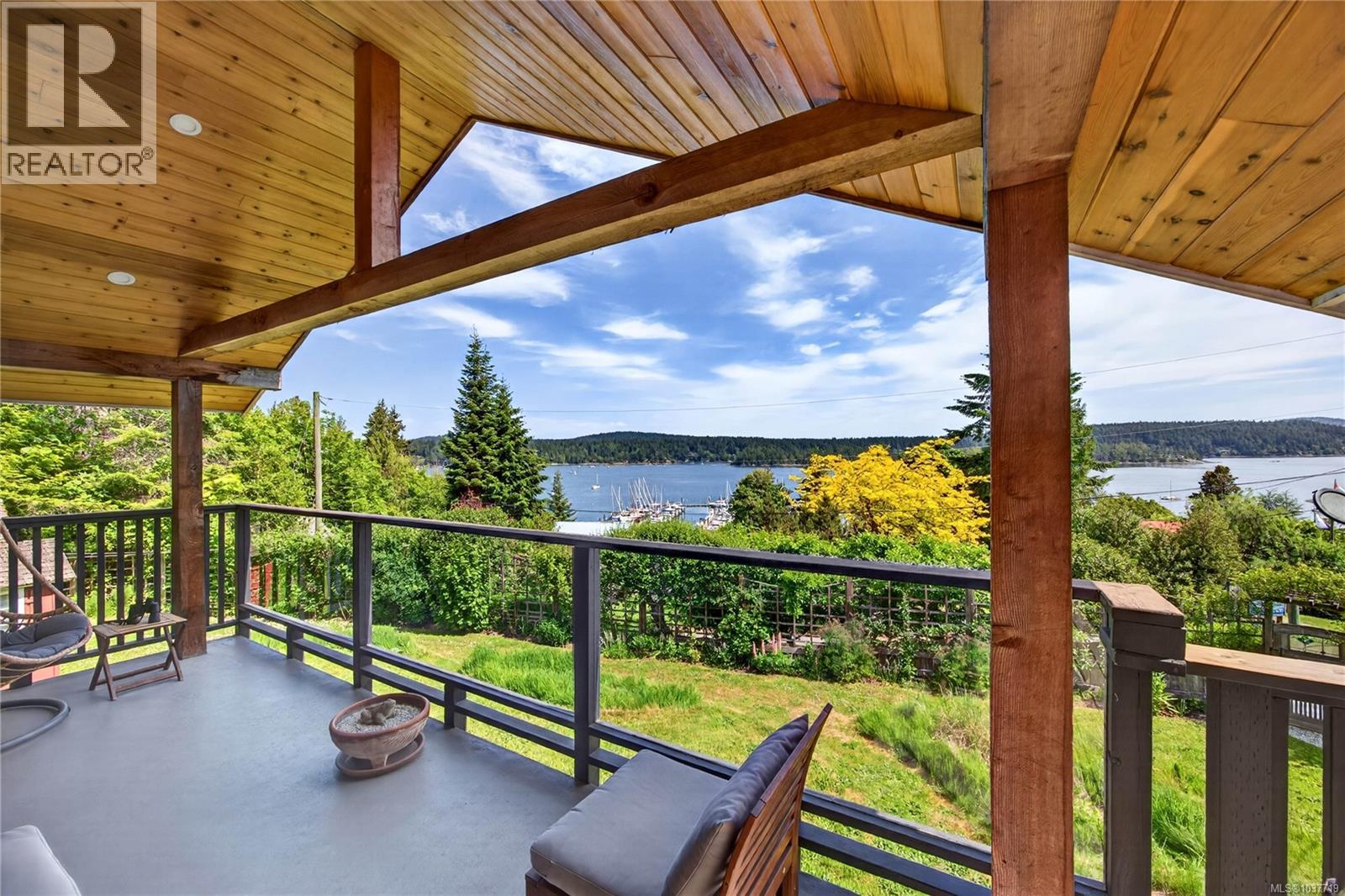 144 Douglas Rd, Salt Spring