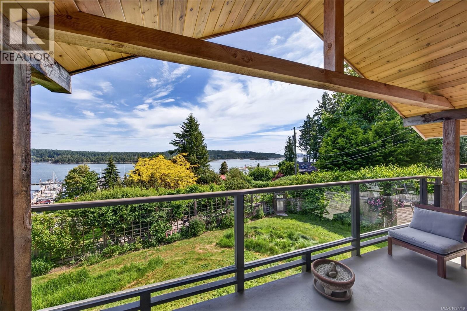 144 Douglas Rd, Salt Spring