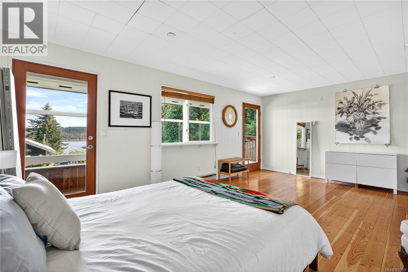 144 Douglas Rd, Salt Spring