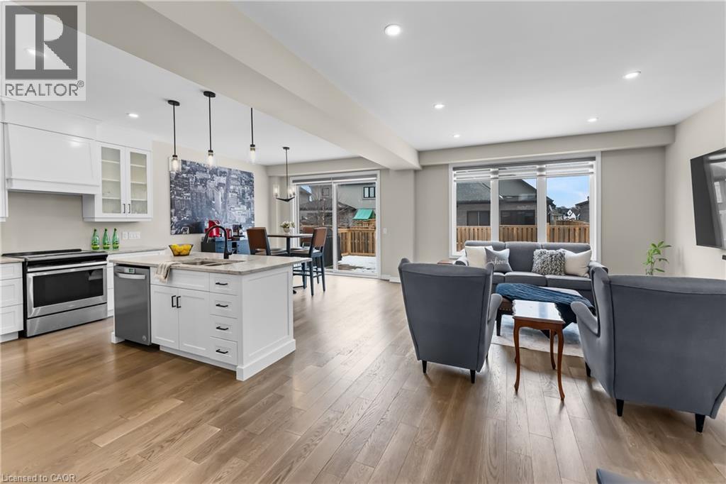 153 SUSAN Drive - 17
