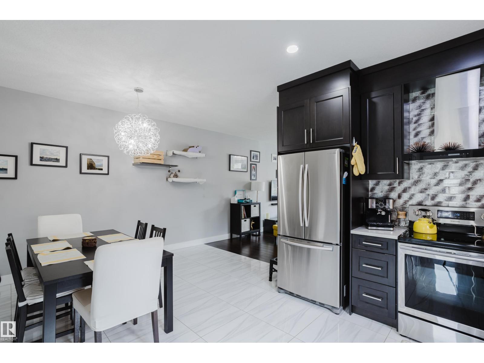 10508 153 ST NW - 12