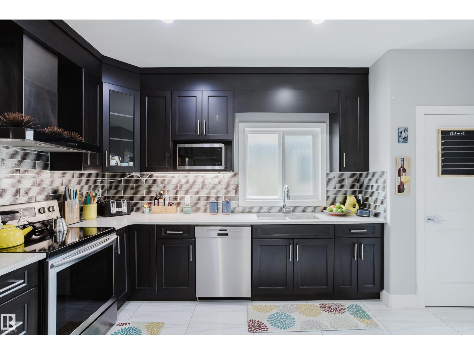 10508 153 ST NW - 11