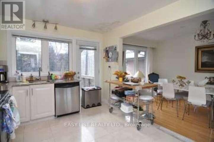 41 CHURCHILL AVENUE - 16