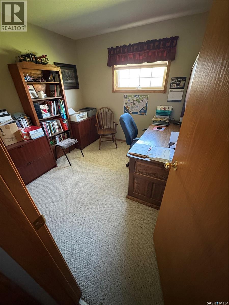 Astren Acreage - 16