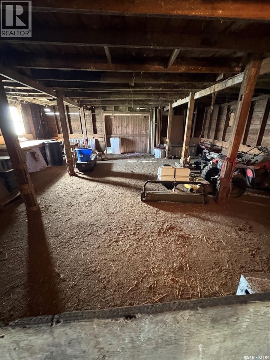 Astren Acreage - 37