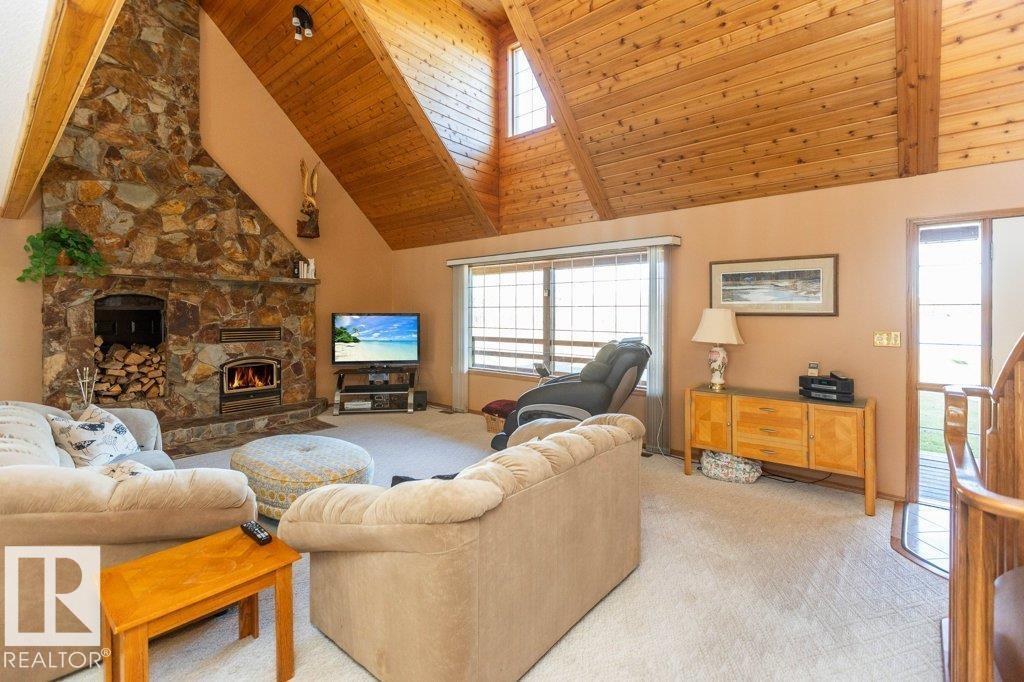 8 Sunrise DR Summer Village of Larkspur - 11