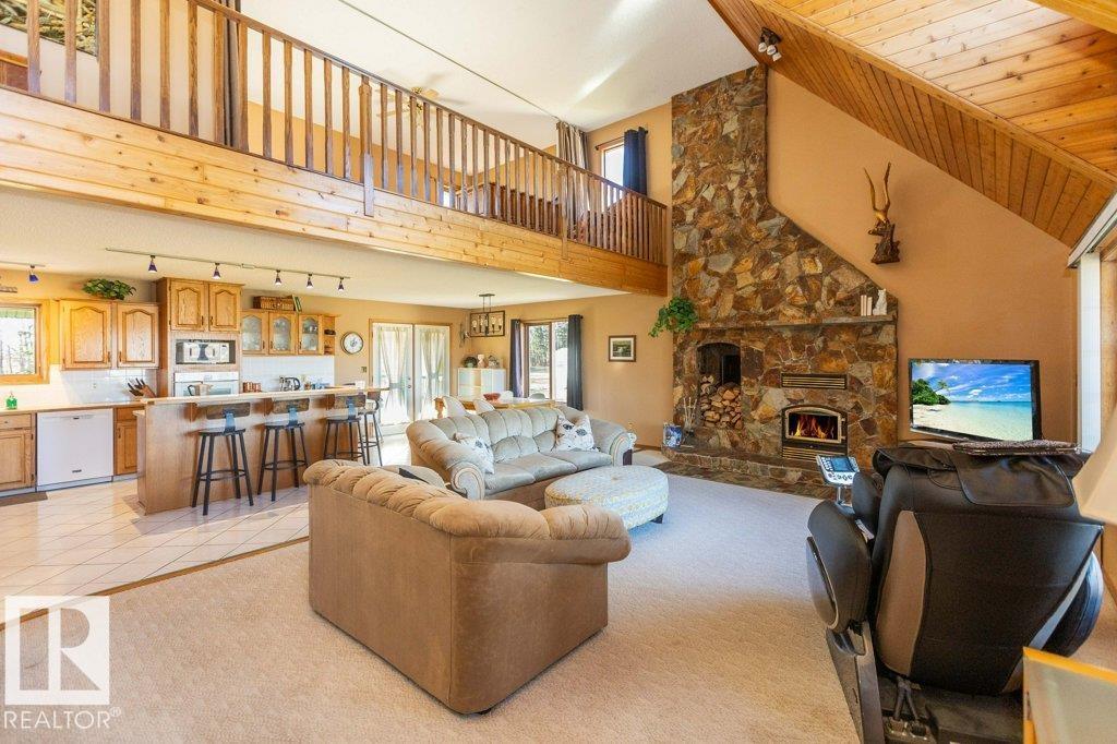 8 Sunrise DR Summer Village of Larkspur - 14