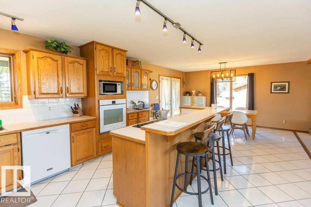 8 Sunrise DR Summer Village of Larkspur - 18