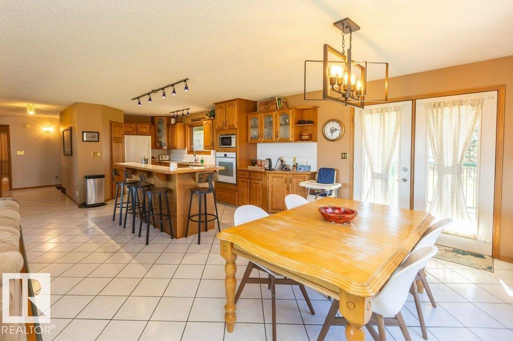 8 Sunrise DR Summer Village of Larkspur - 24