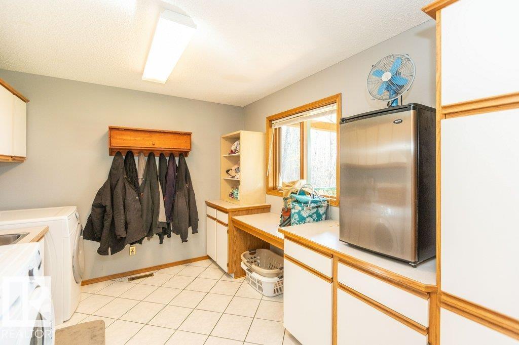 8 Sunrise DR Summer Village of Larkspur - 32