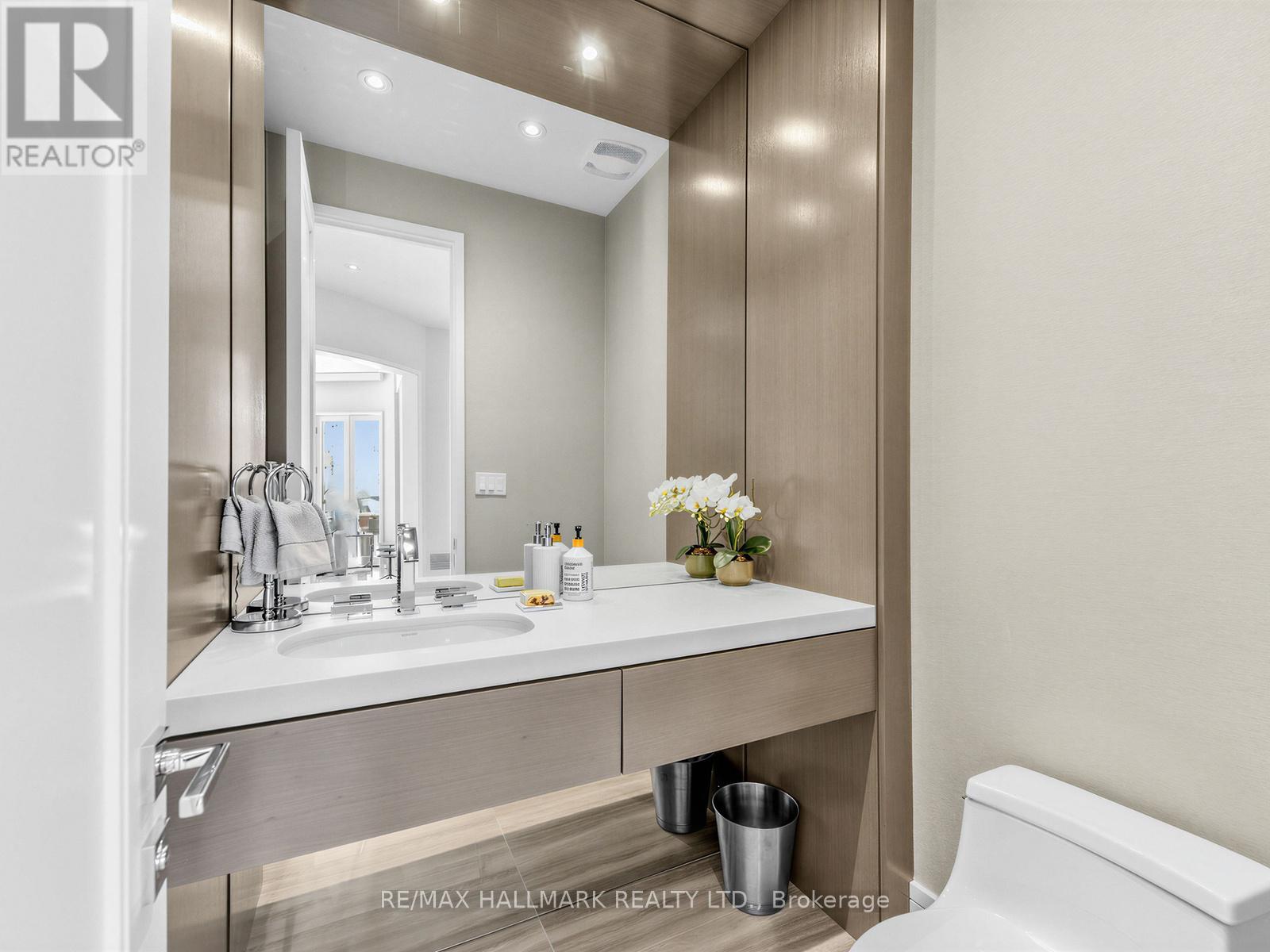 1 THURLOE AVENUE - 12