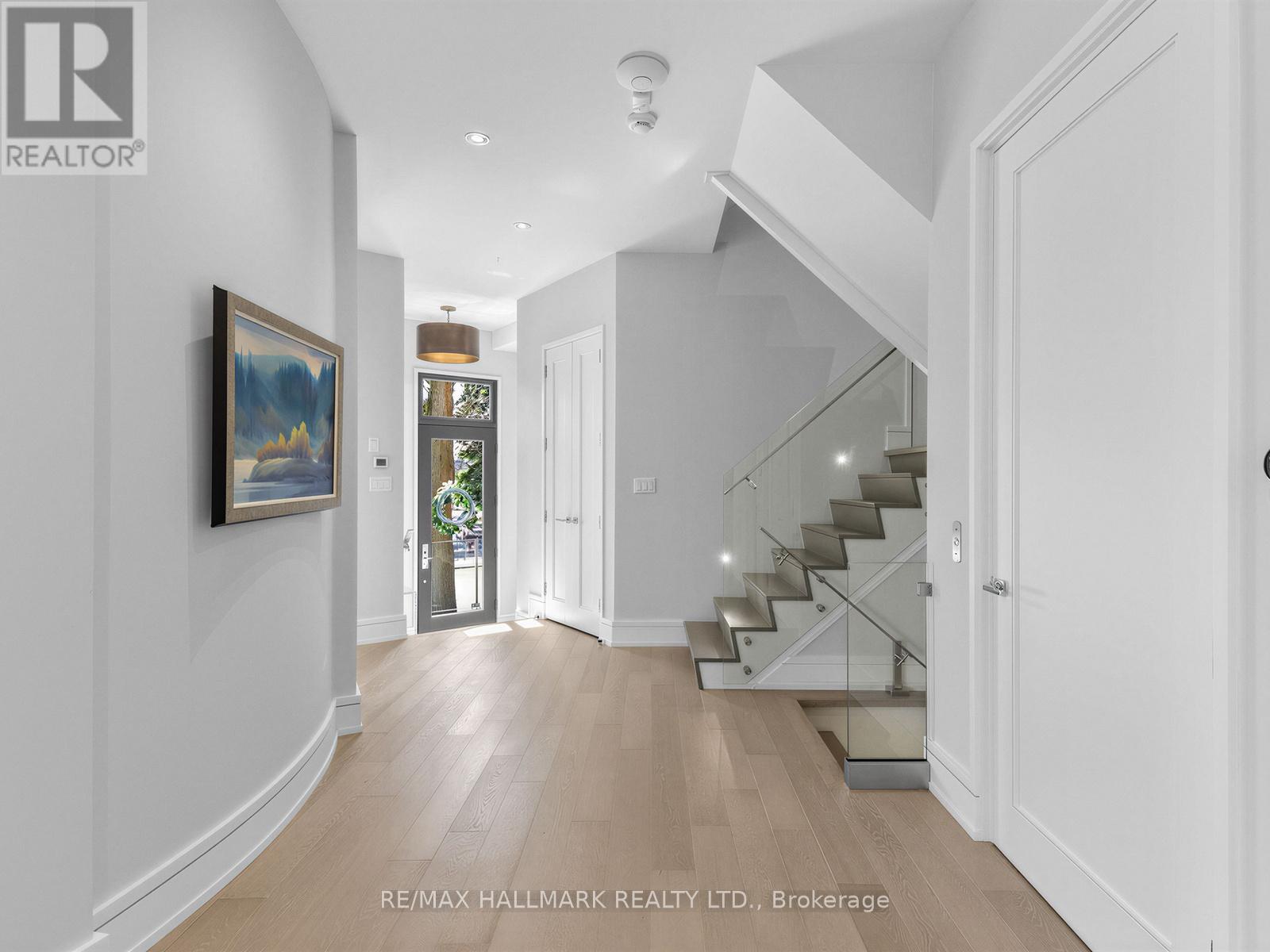 1 THURLOE AVENUE - 11