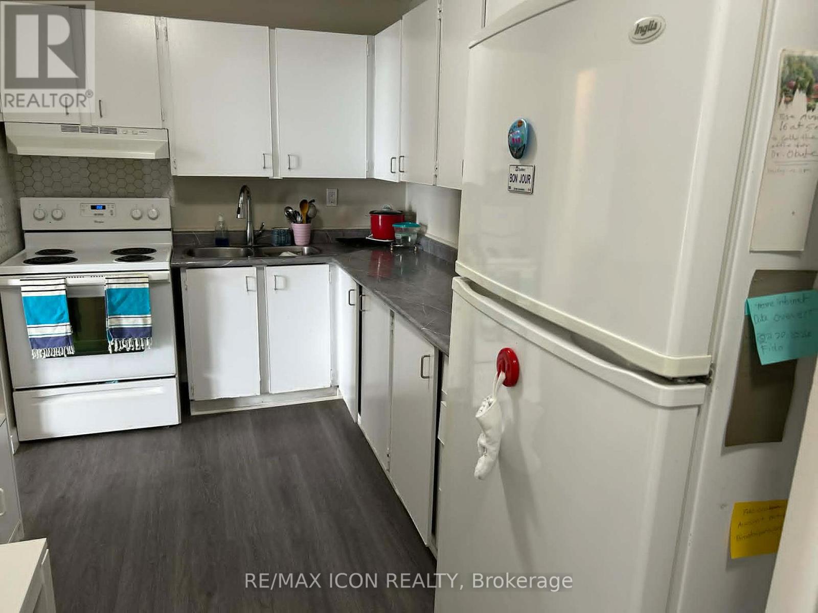 #810 573 MORNINGTON AVENUE - 13