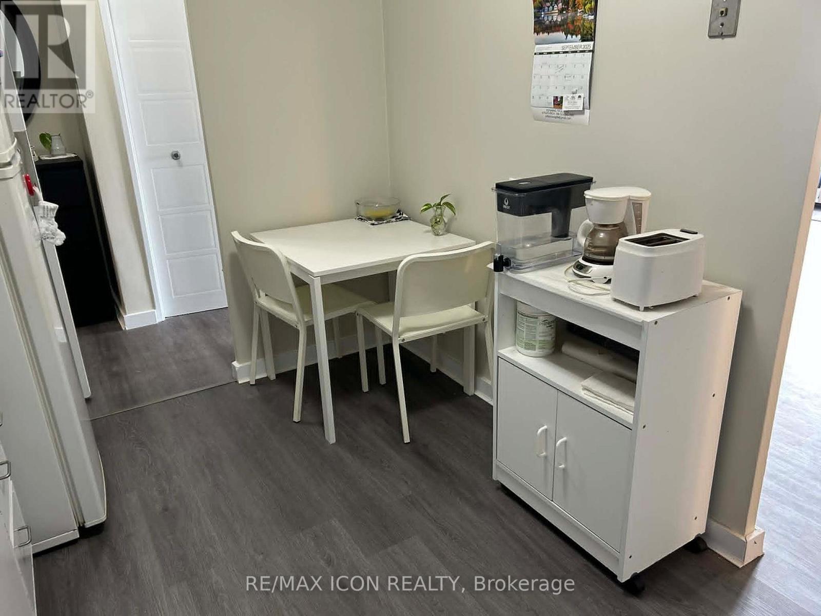 #810 573 MORNINGTON AVENUE - 14