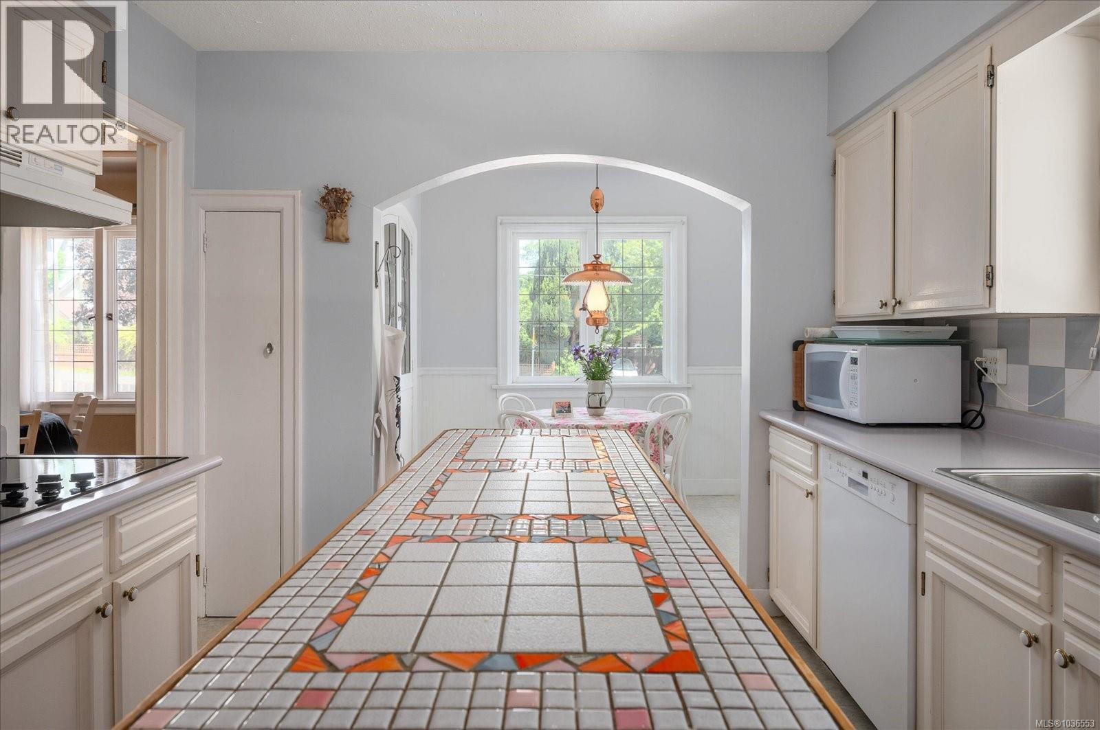 285 Wall St - 22