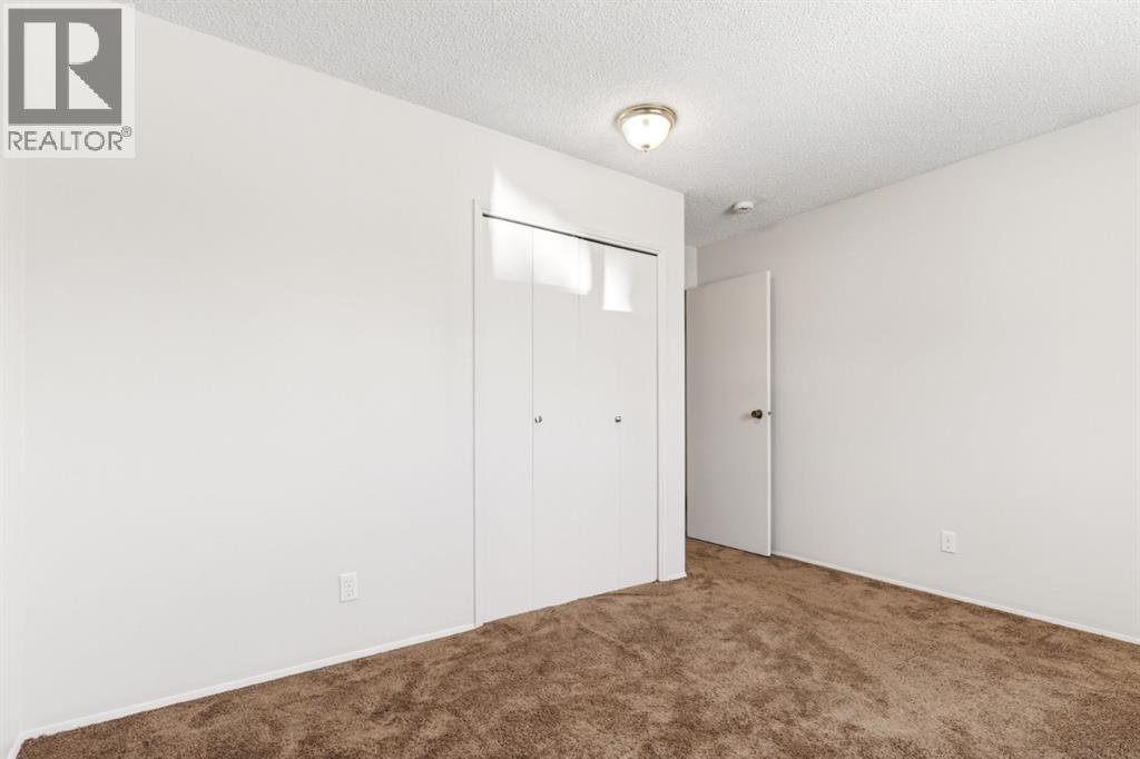 235 Deerview Drive SE - 38