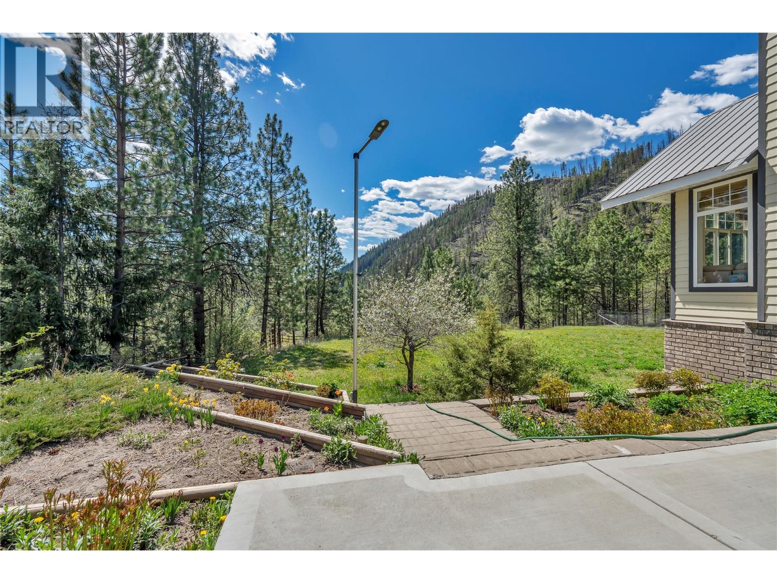 1100 Summers Creek Road - 55