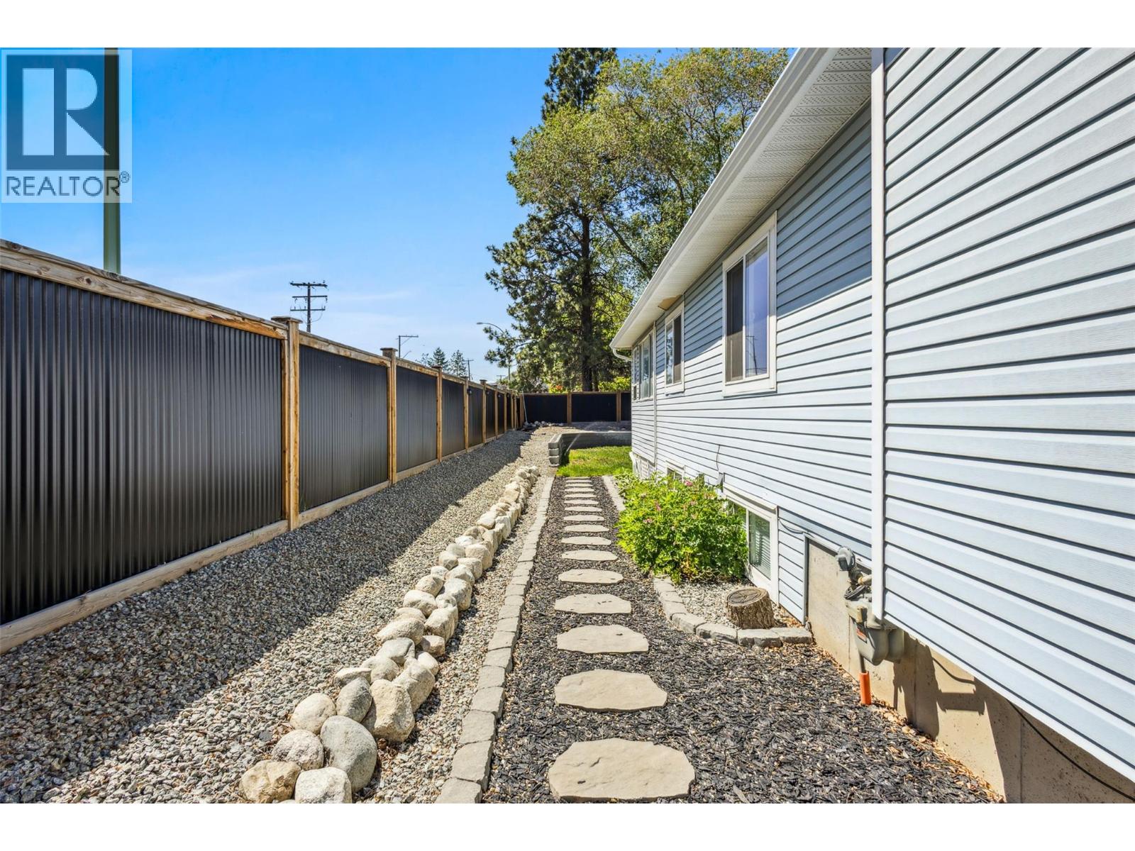 2678 Cameron Road - 40