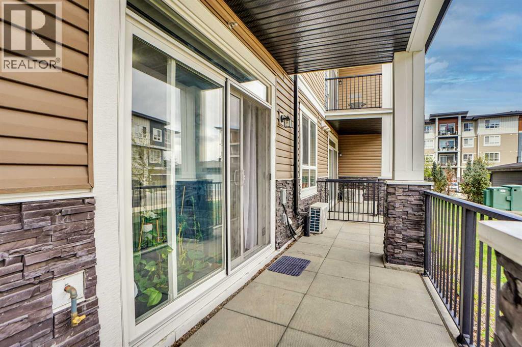 #111 25 Walgrove Walk SE - 17
