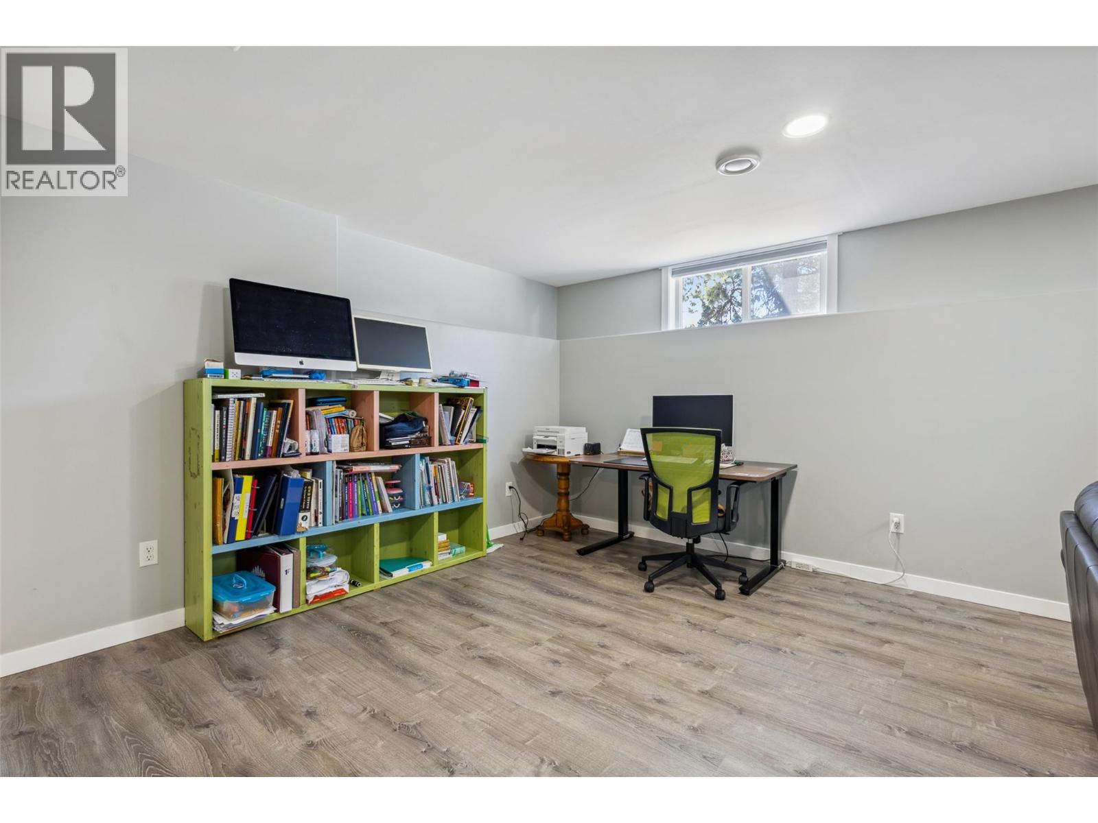 2678 Cameron Road - 33
