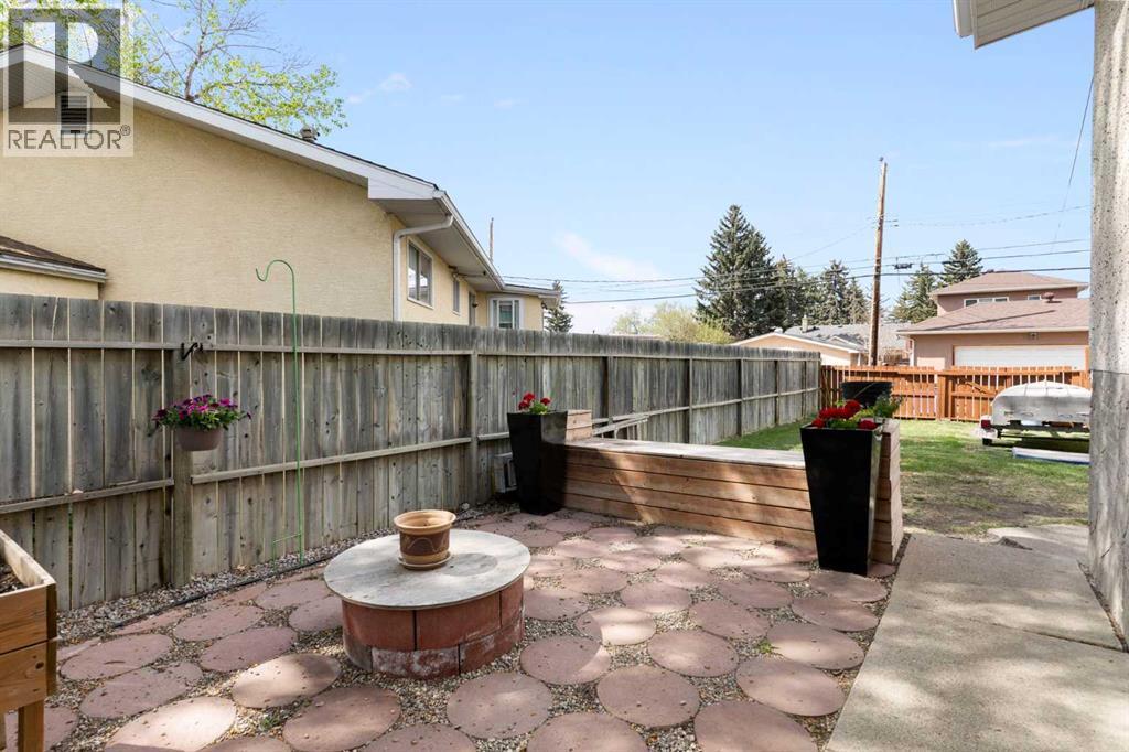 7612 35 Avenue NW - 29
