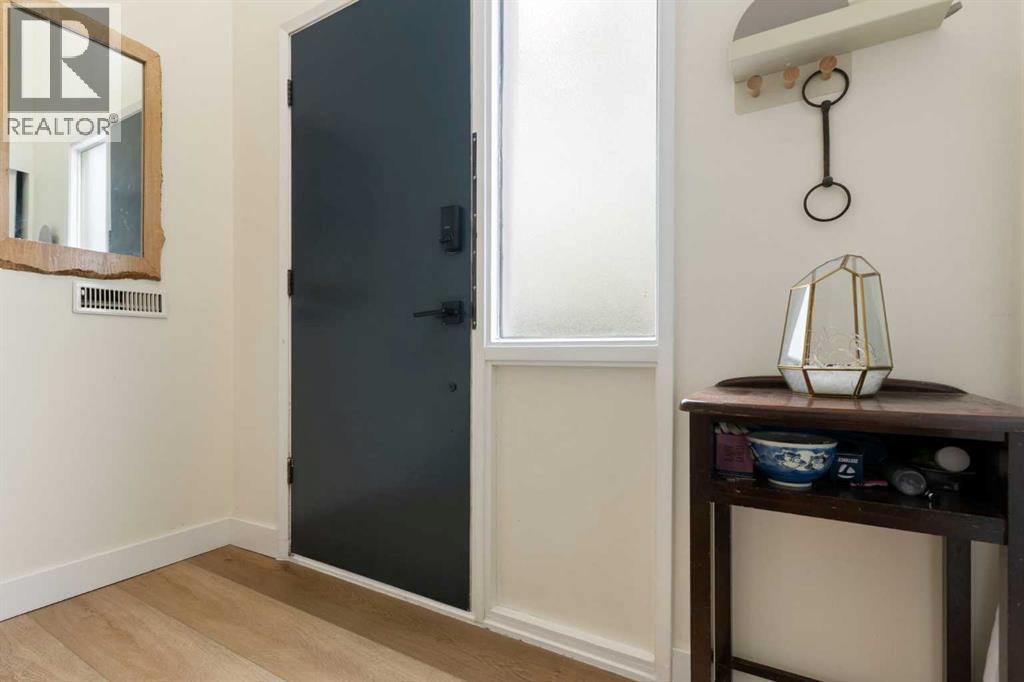 7612 35 Avenue NW - Image 2